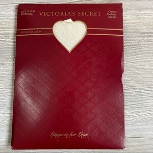 Vintage Victoria secret lace floral pantyhose cream size medium special occasion
